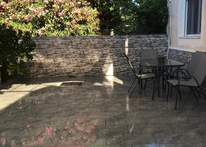 Joanna S Hébergement de vacances Petalídhion