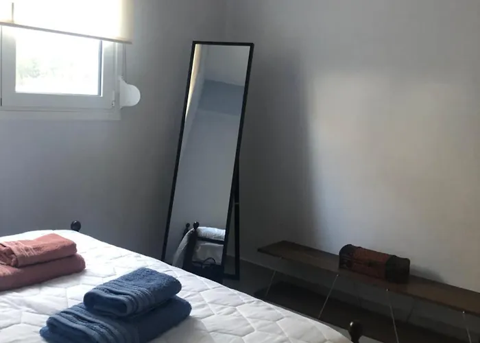 Joanna S Petalídhion